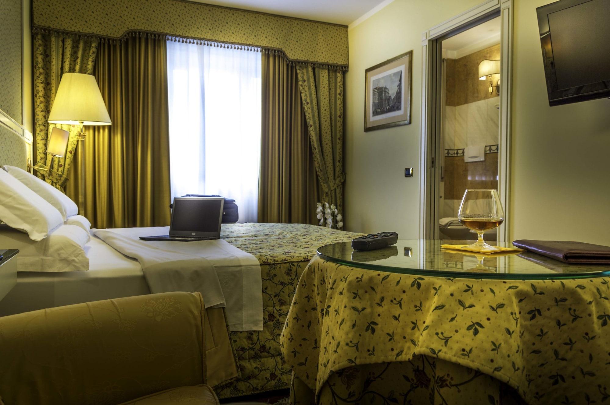 Hotel La Bussola Novara Eksteriør billede